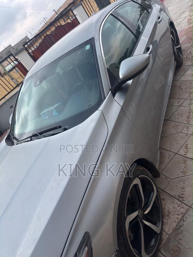 Honda Accord Sport 2018 Gray