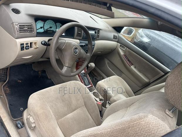 Toyota Corolla 2007 White