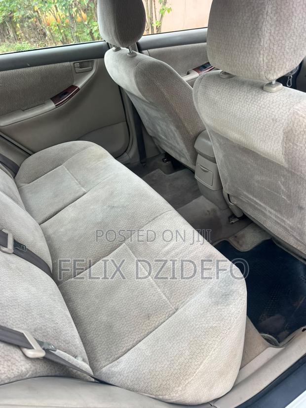 Toyota Corolla 2007 White