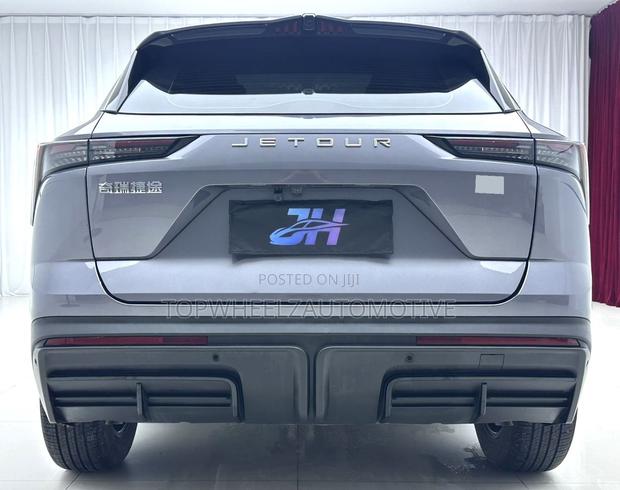 Jetour Dashing 2025 Silver
