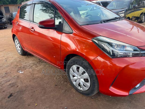 Toyota Vitz 1.5 FWD 3dr 2016 Orange
