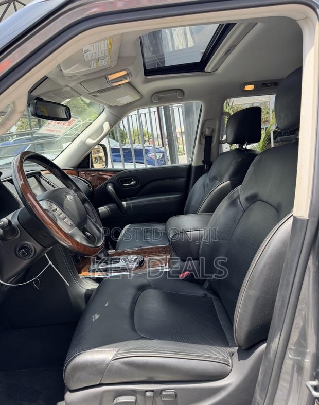 Infiniti QX80 2018 Gray