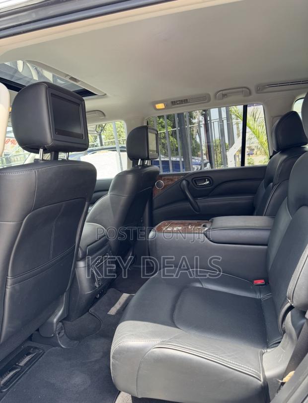 Infiniti QX80 2018 Gray