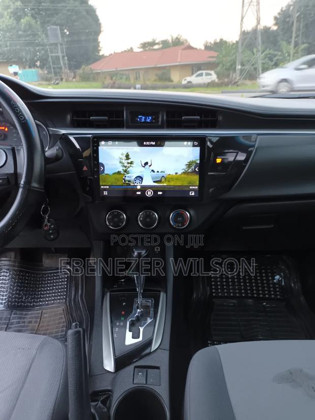 Toyota Corolla 2016 Brown