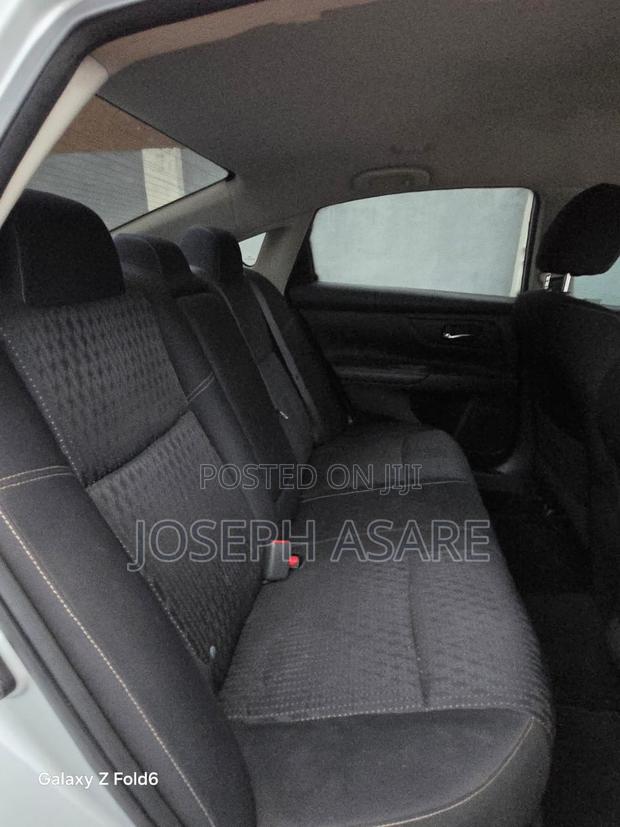 Nissan Altima 2016 Silver