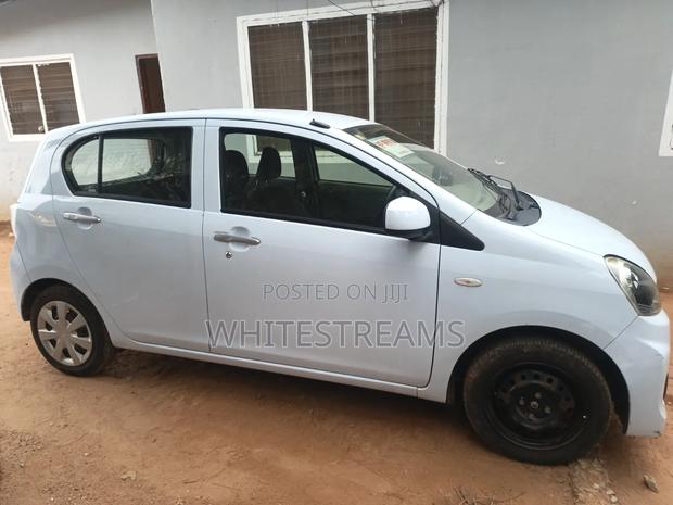 Daihatsu Mira 2016 Blue