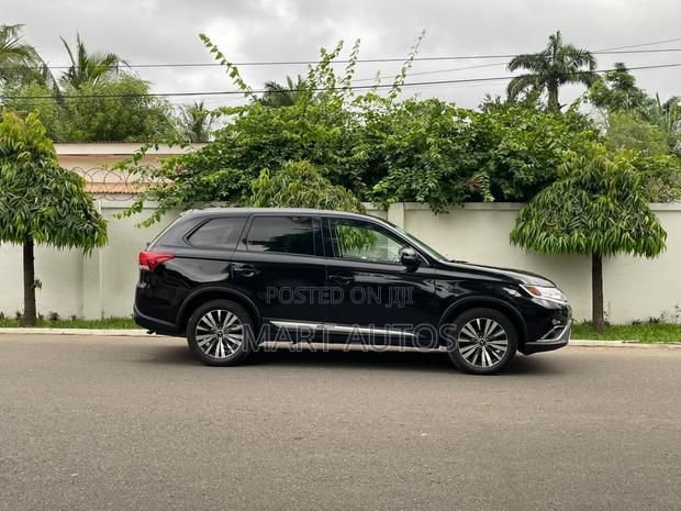 Mitsubishi Outlander SE AWC 2019 Black