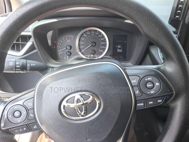 Toyota Corolla 2023 White