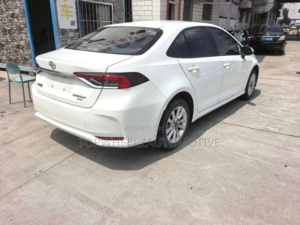 Toyota Corolla 2023 White