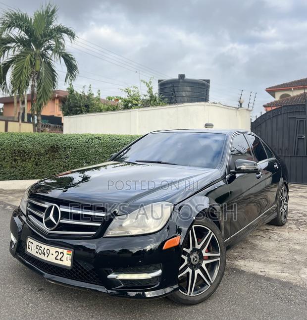 Mercedes-Benz C250 2014 Black