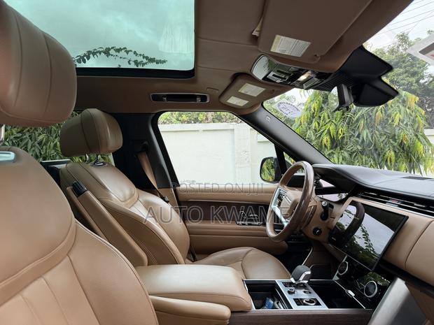 Land Rover Range Rover Vogue 2023 Blue
