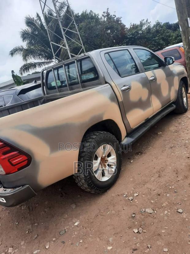 Toyota Hilux Revo Double Cab Deisel 2.8 AWD 2017 Green