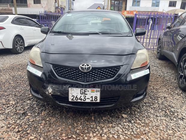 Toyota Yaris 2010 Black