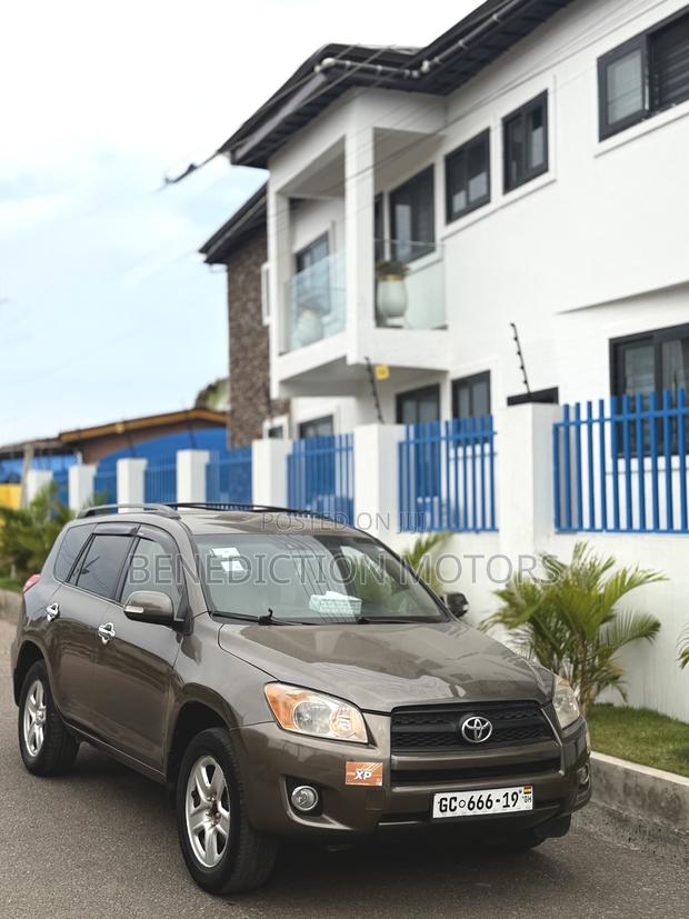 Toyota RAV4 2.5 4x4 2012 Brown