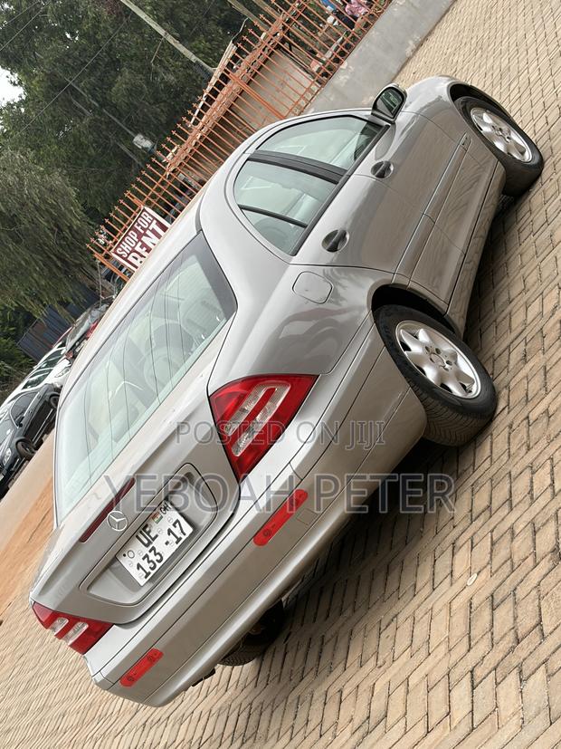 Mercedes-Benz C180 2008 Gold