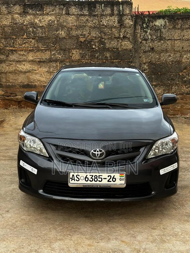 Toyota Corolla 2013 Gray