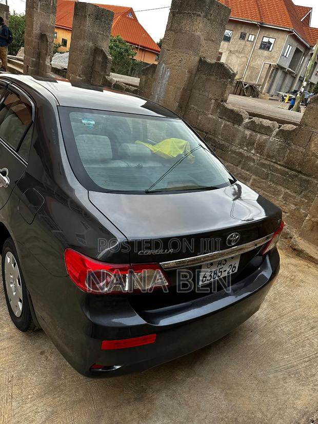 Toyota Corolla 2013 Gray