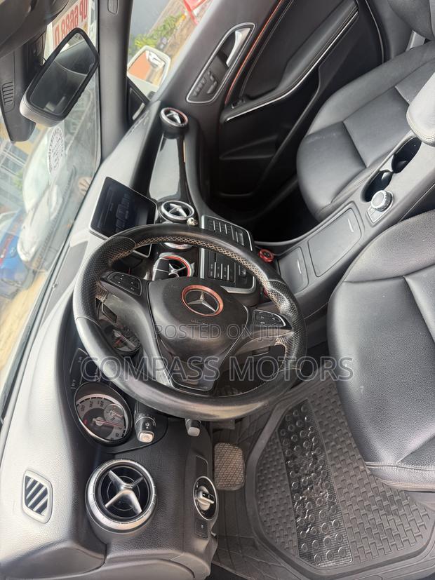 Mercedes-Benz CLA-Class CLA 250 4MATIC Sedan 2016 White