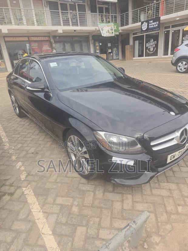 Mercedes-Benz C300 2016 Black