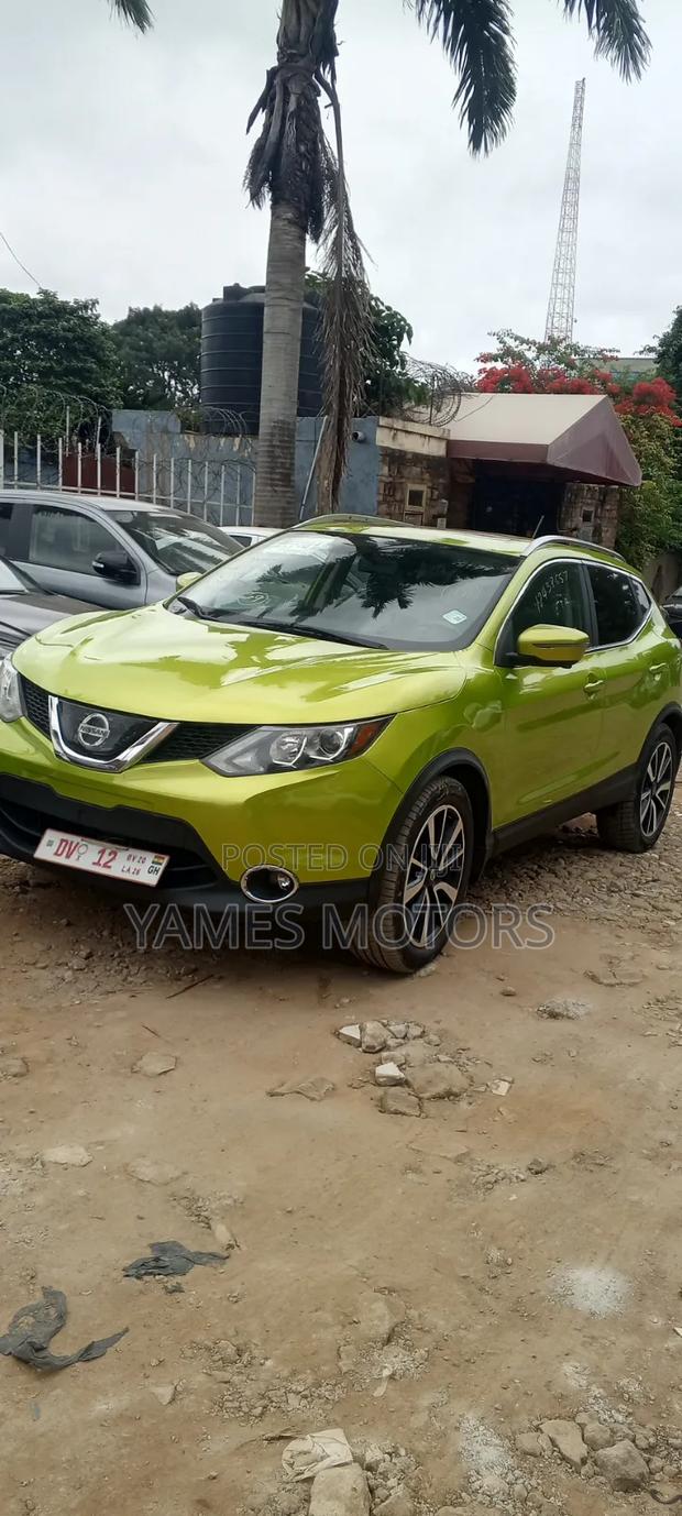 Nissan Rogue 2018 Green