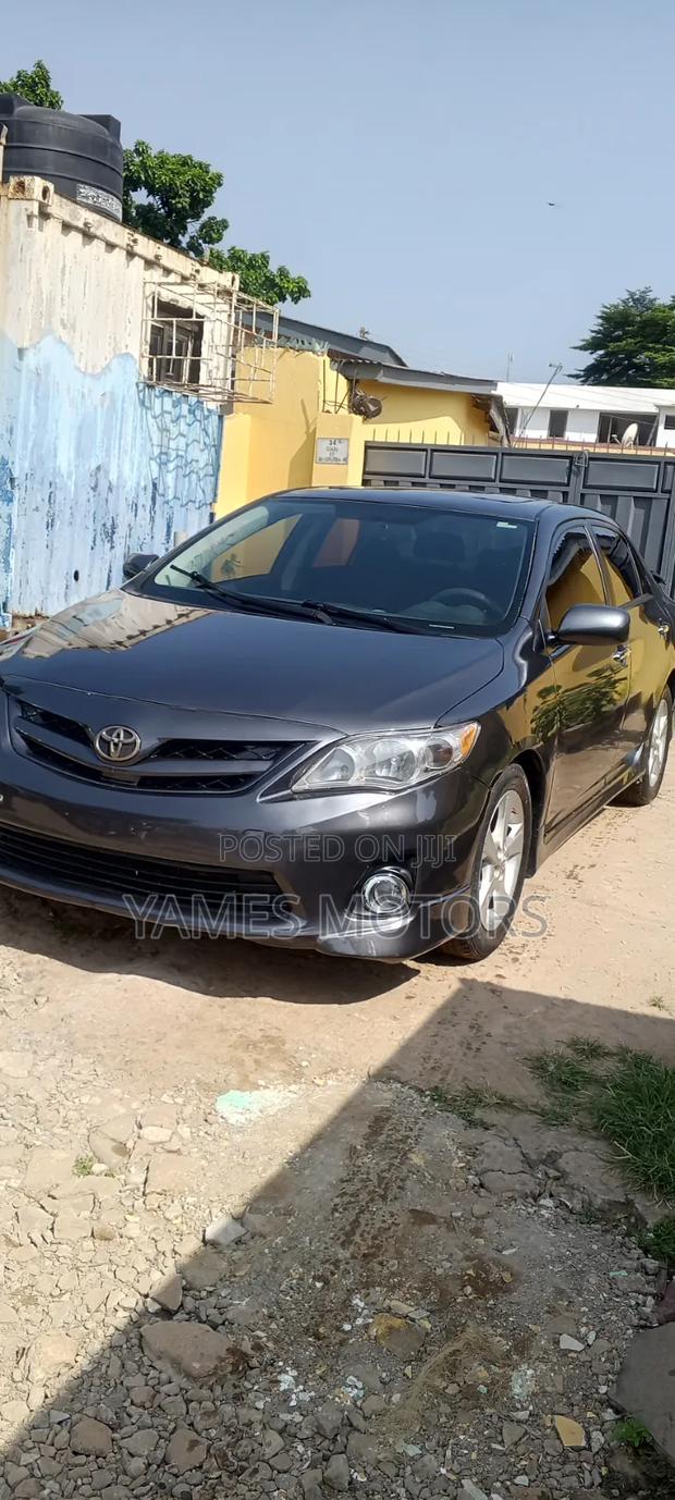 Toyota Corolla 2012 Gray