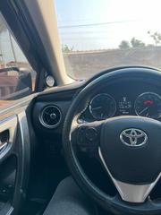 Toyota Corolla SE 4dr Sedan (1.8L 4cyl CVT) 2017 Black for sale