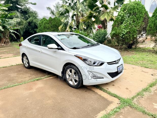 Hyundai Elantra 2015 White