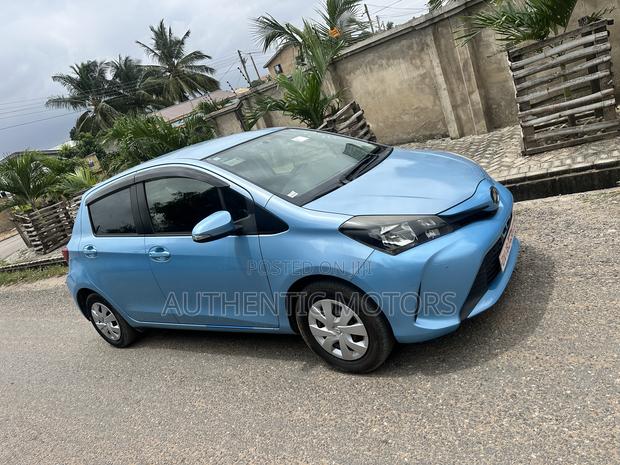 Toyota Vitz 2015 Blue