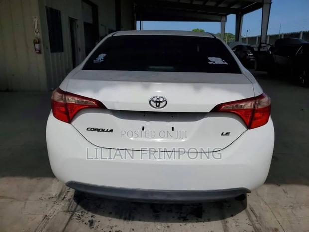 Toyota Corolla 2017 White