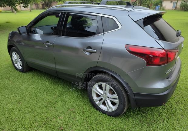 Nissan Rogue S FWD 2018 Gray