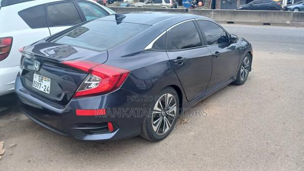 Honda Civic 2017 Blue