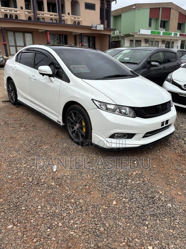 Honda Civic EX-L 4dr Sedan w/Nav (1.8L 4cyl CVT) 2014 White