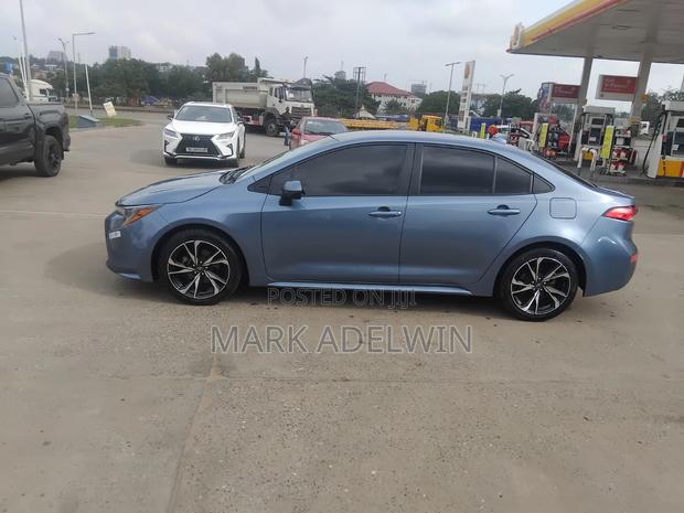 Toyota Corolla 2021 Green