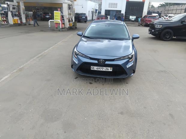 Toyota Corolla 2021 Green