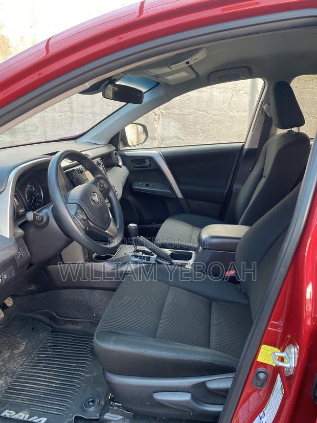 Toyota RAV4 LE AWD (2.5L 4cyl 6A) 2017 Red