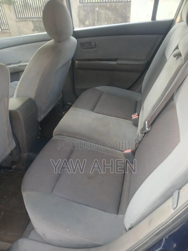 Nissan Versa 2010 Blue