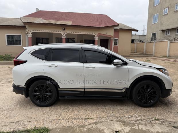 Honda CR-V Touring 2022 White