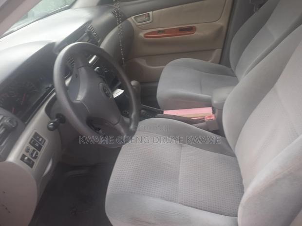 Toyota Corolla 2007 Brown