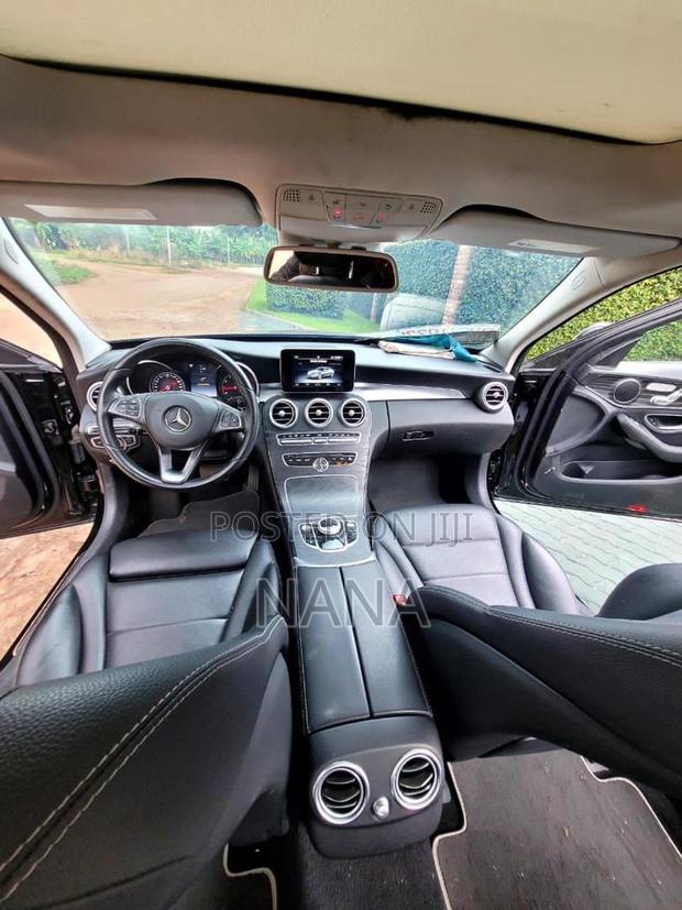 Mercedes-Benz C300 Luxury 4matic Sedan AWD (2.0L 4cyl 7A) 2017 Black