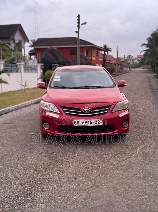Toyota Corolla 2011 Burgundy