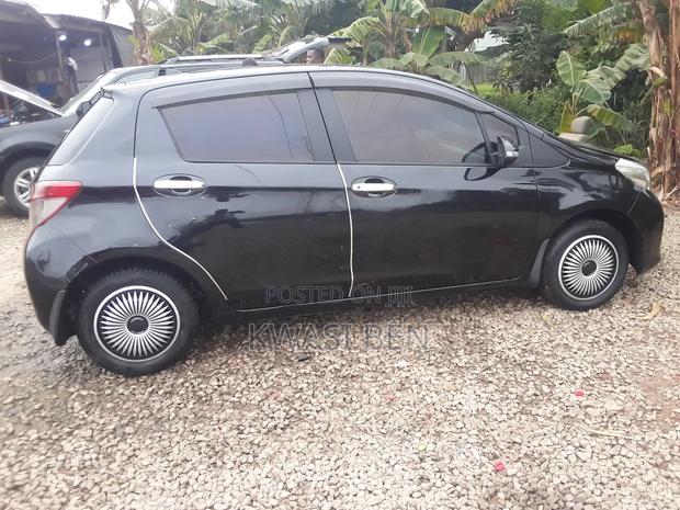 Toyota Vitz 2012 Black