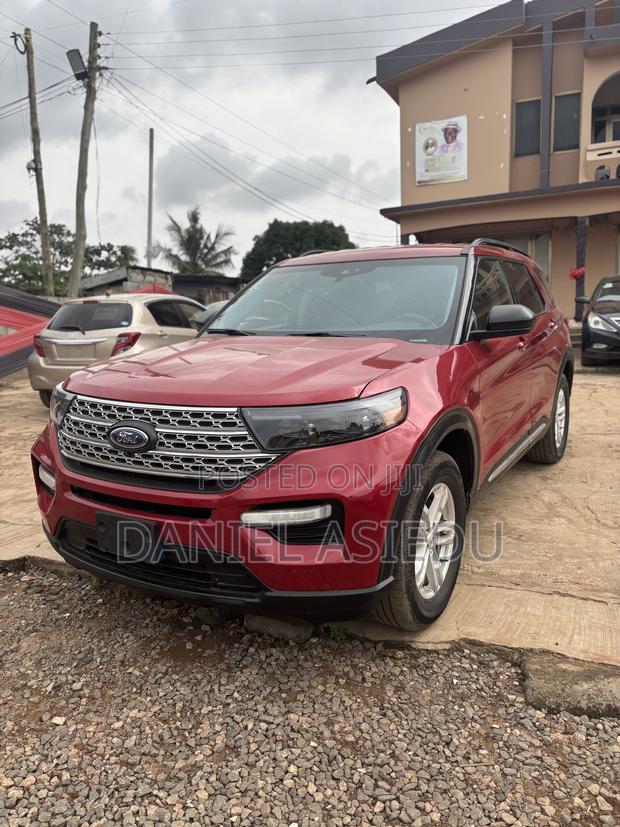 Ford Explorer XLT 4x4 2020 Red