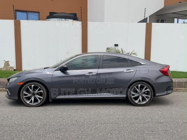 Honda Civic Touring Sedan 2019 Gray