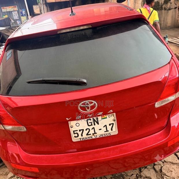 Toyota Venza XLE 2011 Red