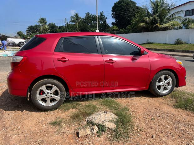 Toyota Matrix S Hatchback AWD (2.4L 4cyl) 2014 Red