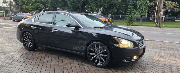 Nissan Maxima 2015 Black