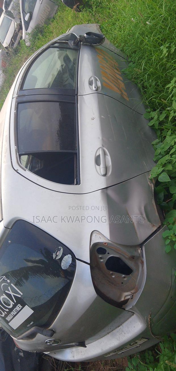 Toyota Vitz 1.0 FWD 5dr 2010 Gray