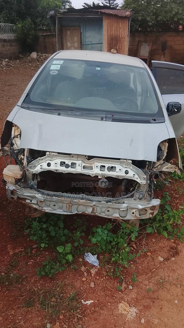 Toyota Vitz 1.0 FWD 5dr 2009 Silver