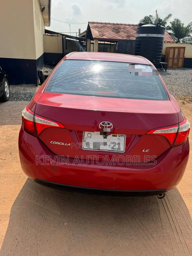 Toyota Corolla 2016 Red