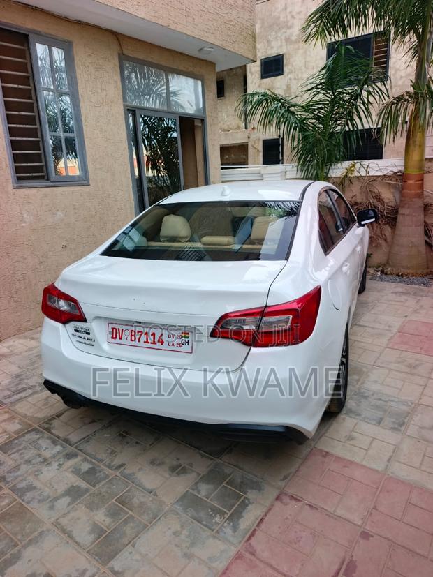 Subaru Legacy 2.5i Limited AWD 2018 White